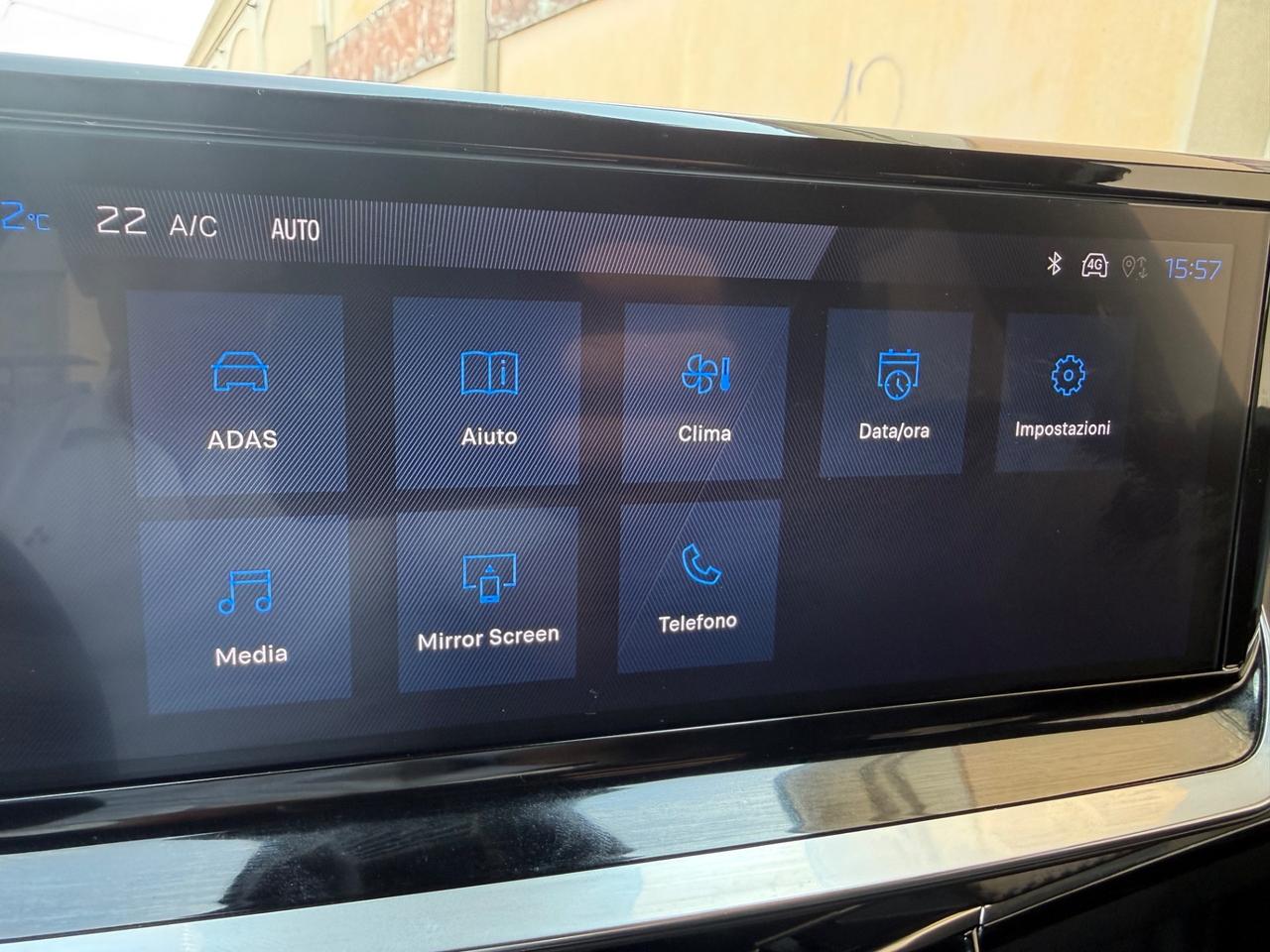 Peugeot 2008 Hybrid 145 e-DCS6 Allure …2025