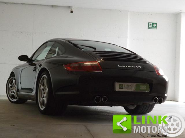 PORSCHE 997 911 Carrera 4S Coupé