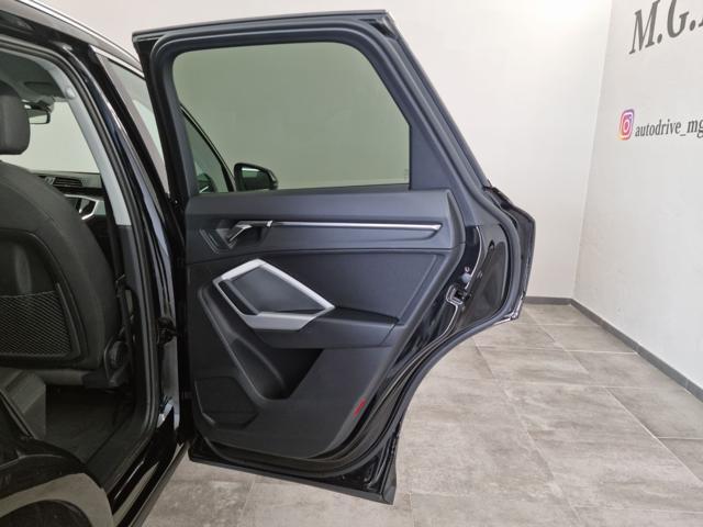 AUDI Q3 35 TFSI S tronic Business Advanced