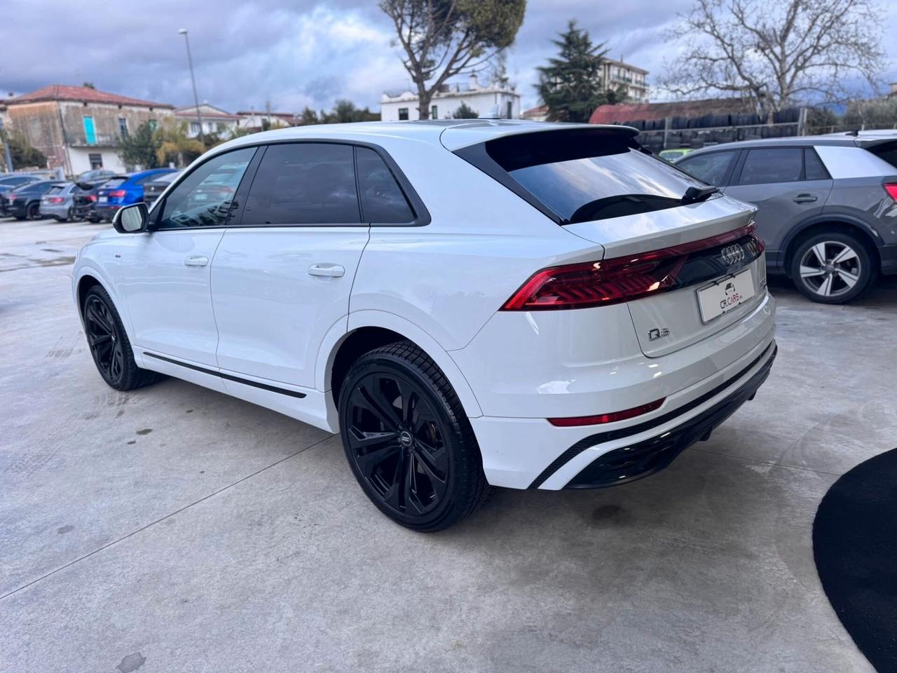 Audi Q8 50 TDI 286 CV quattro tiptronic Sport