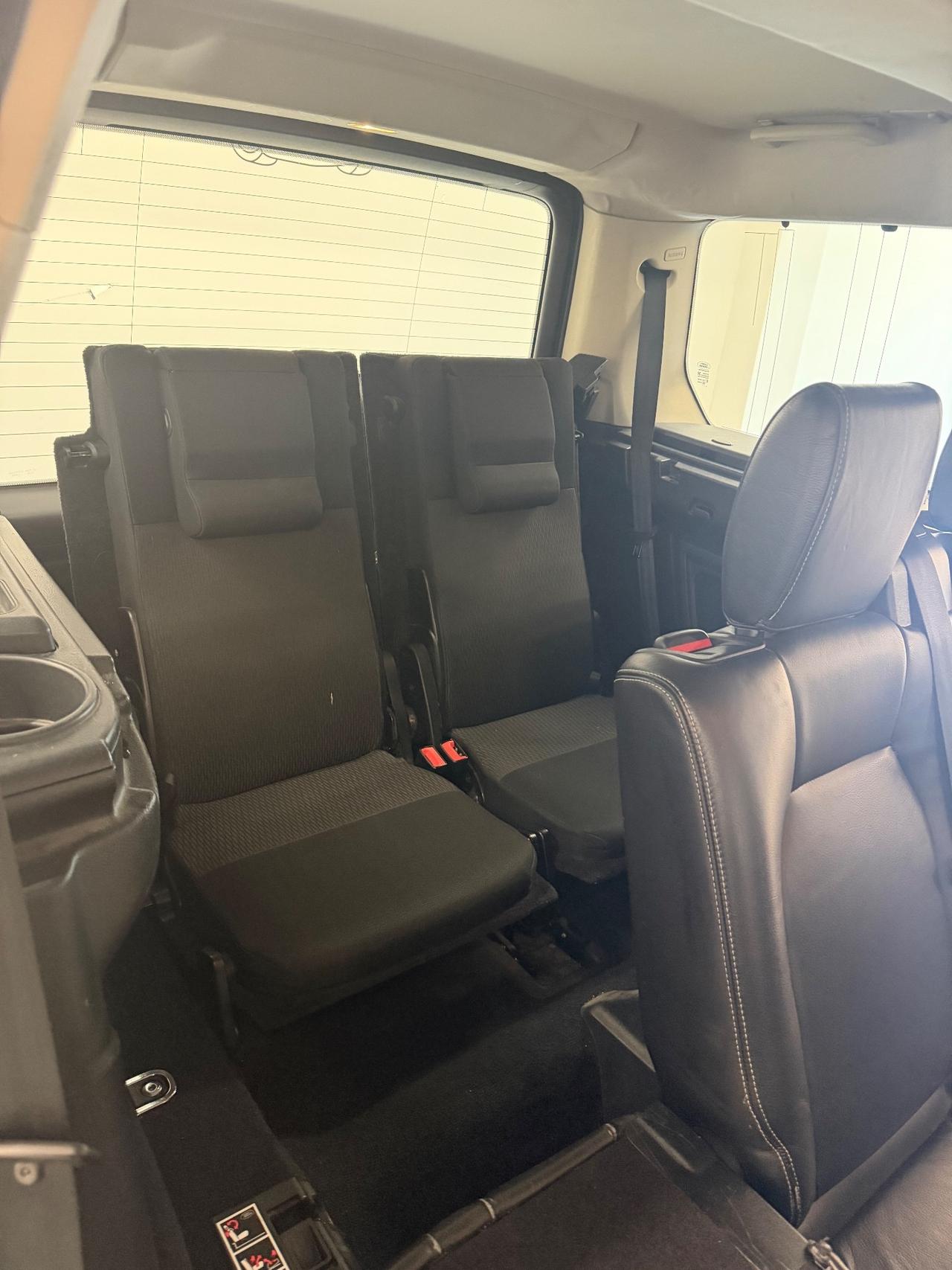 Land Rover Discovery 4 3.0 TDV6 HSE