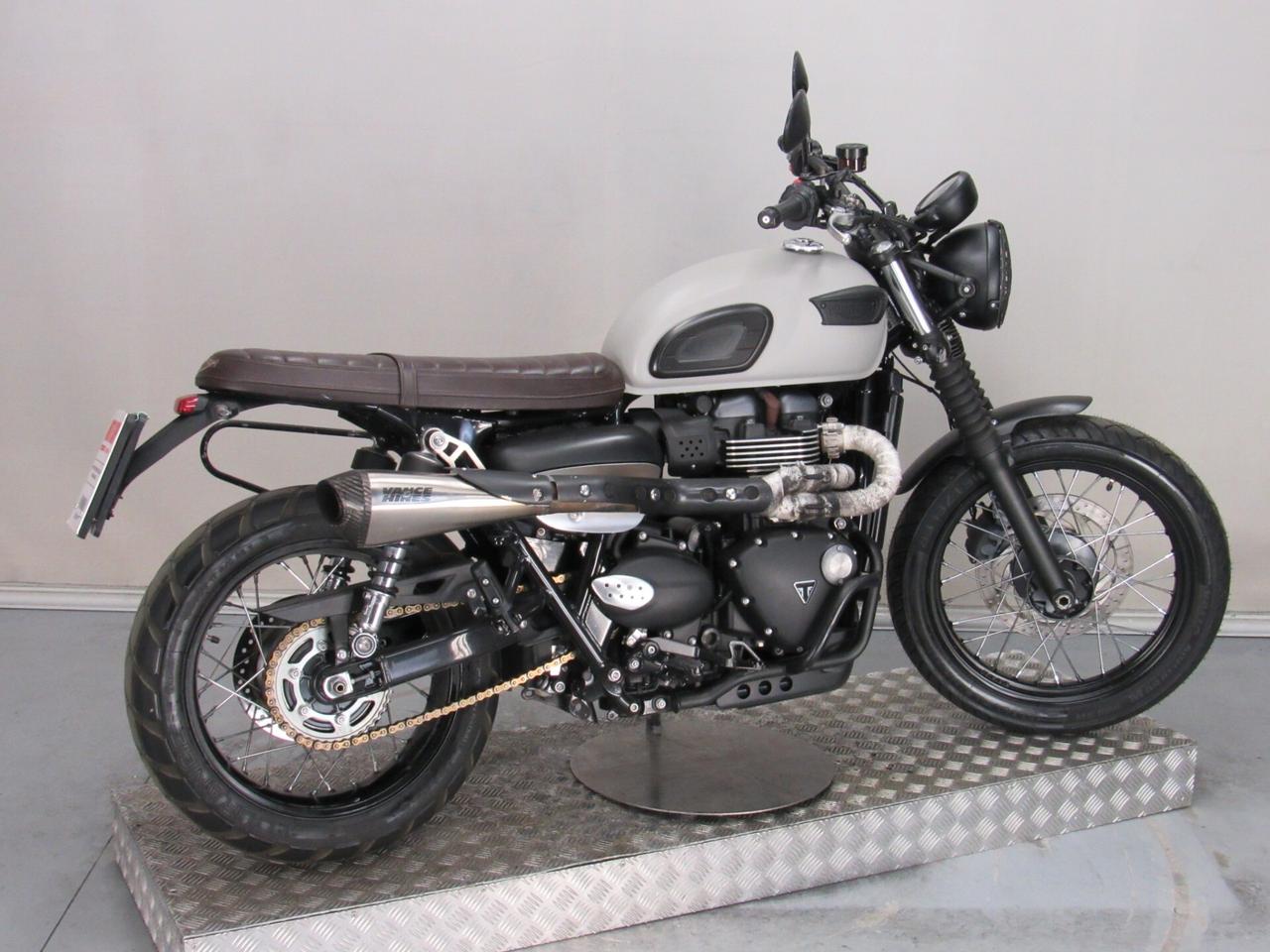 Triumph Street Scrambler ABS VANCE & HINES