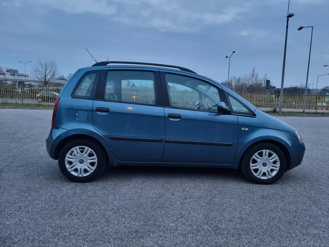 Fiat Idea 1.9 Multijet Emotion