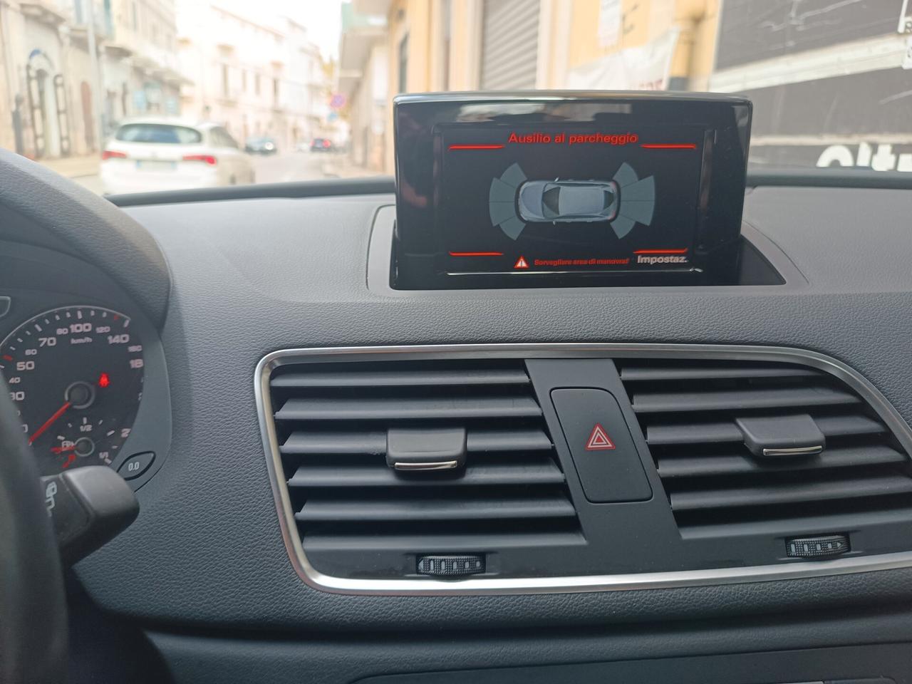 Audi Q3 2.0 TDI 150 CV S tronic Sport