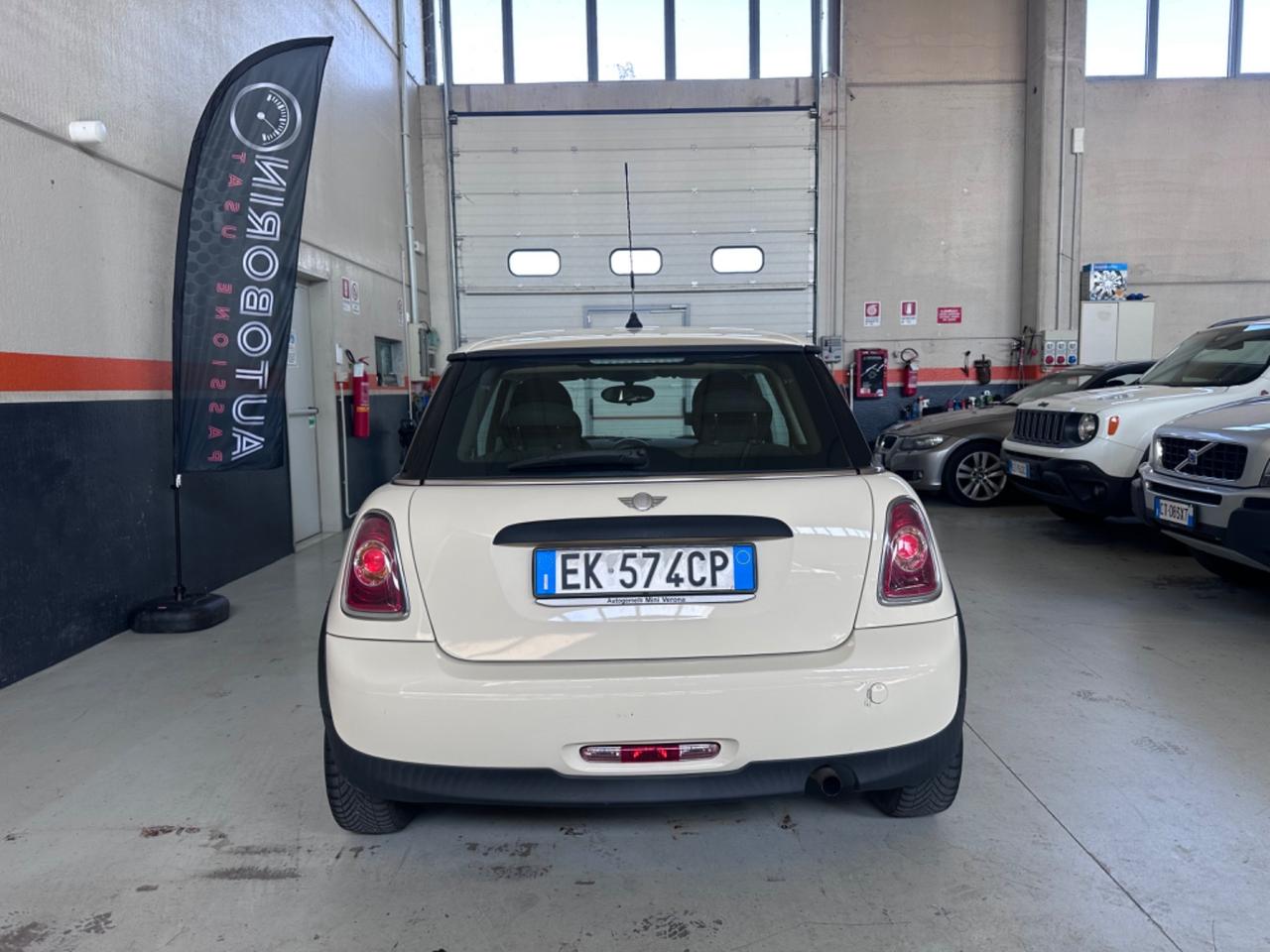 Mini 1.6 16V One (55kW)