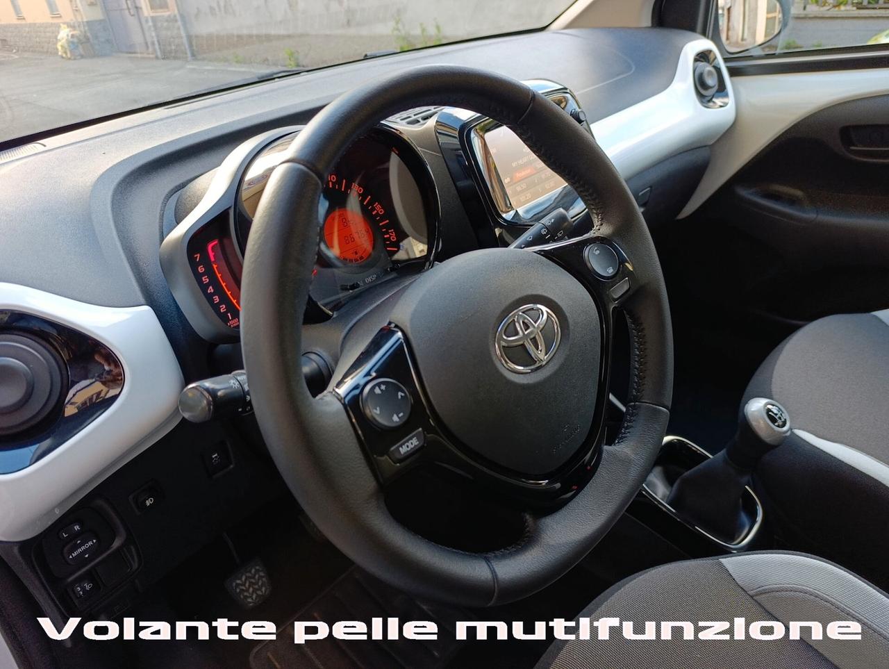 Toyota Aygo 1.0 VVT-i 69 CV 5 porte Navi Telecamera FULL