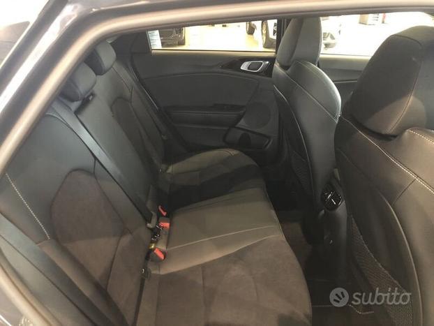 KIA ProCeed 1.5 T-GDI DCT GT Line Special Edition