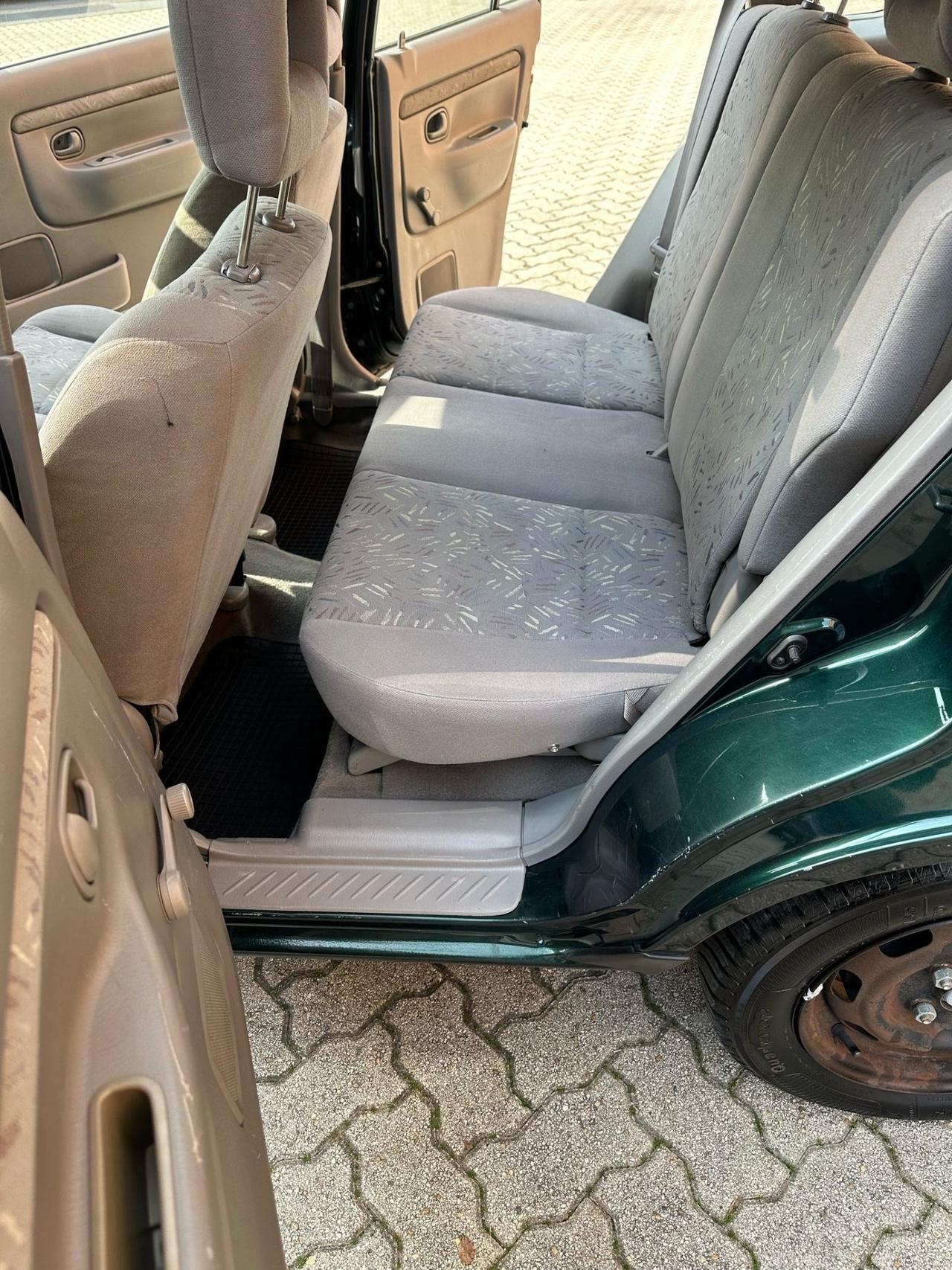 Mazda Demio 1.3i 16V Exclusive