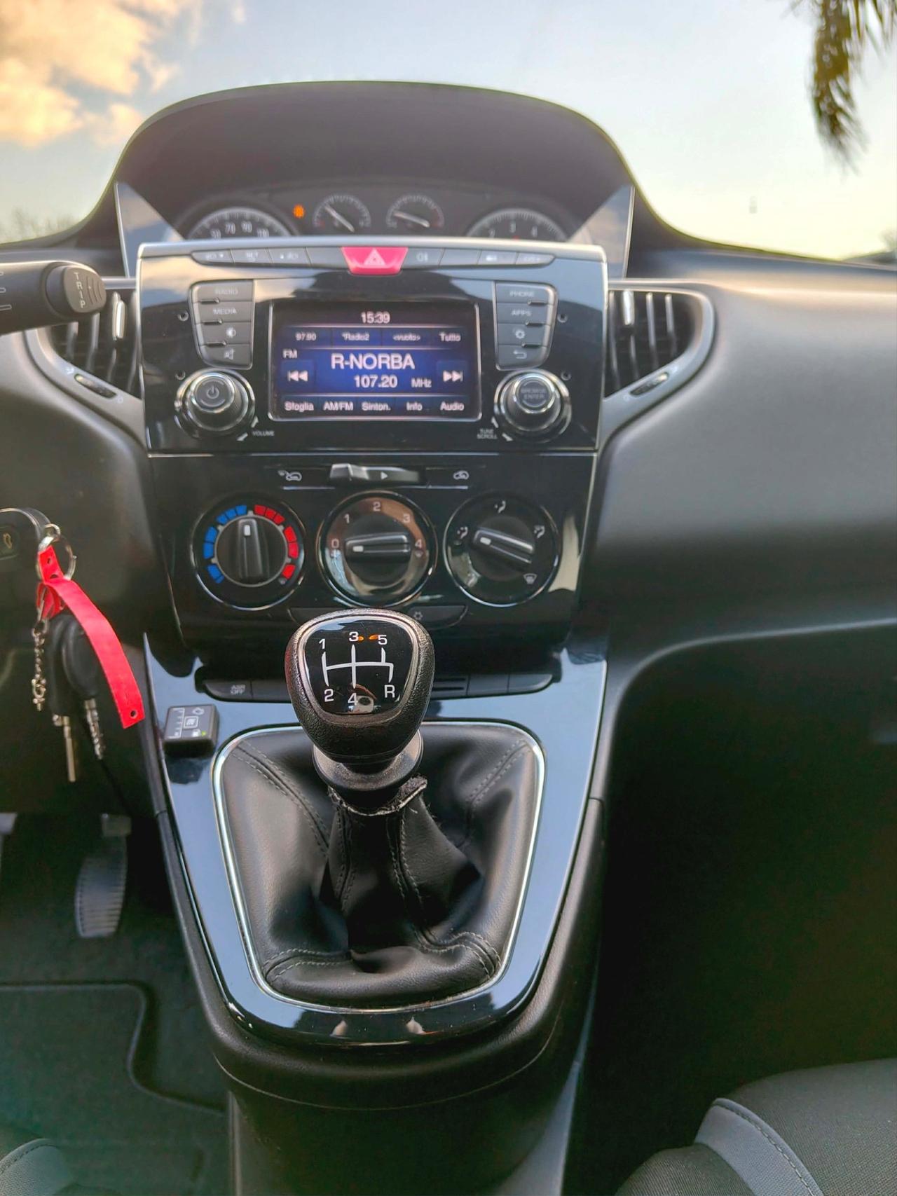 Lancia Ypsilon 1.2 Benzina / Gpl 69 CV 5 porte Gold - 2017