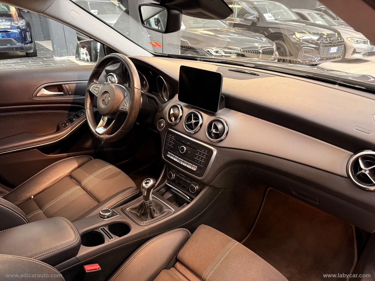 MERCEDES-BENZ GLA 180