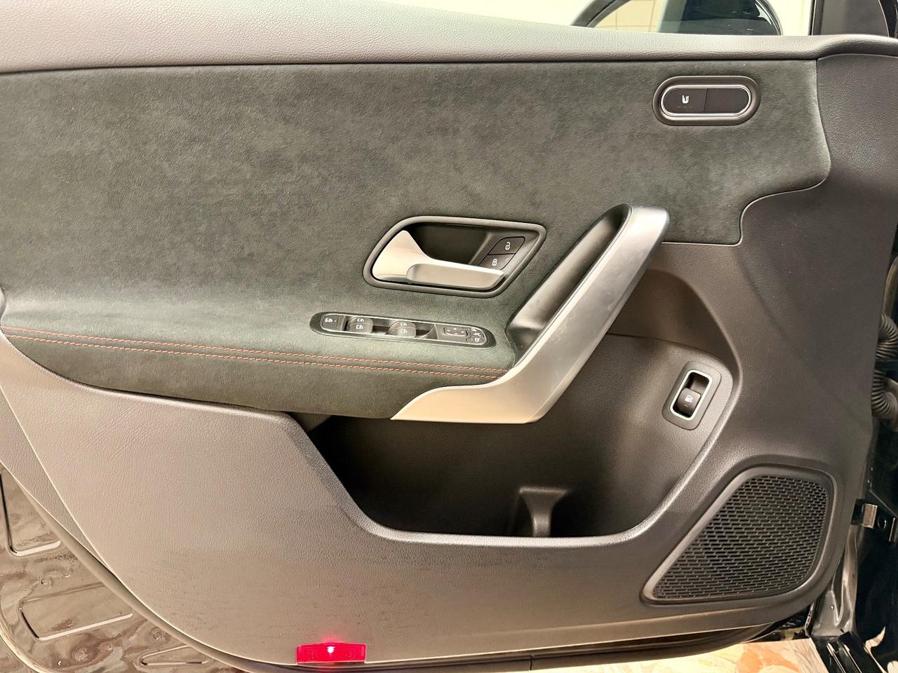 Mercedes-benz A 250 e hybrid EQ AMG Line Premium Plus