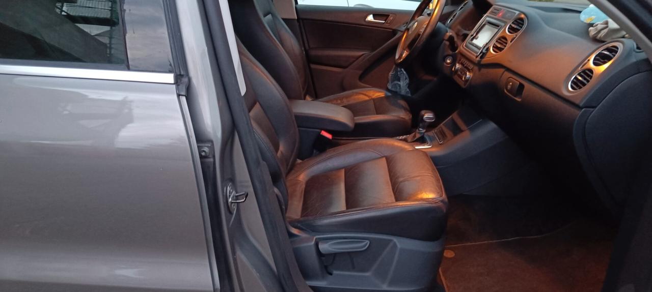 Volkswagen Tiguan 2.0 TDI DPF 4MOTION Sport & Style