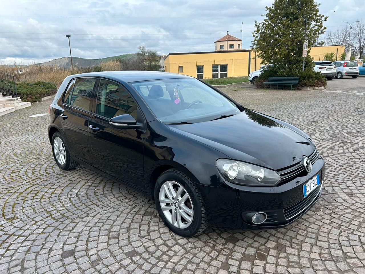 Volkswagen Golf 1.6 TDI DPF 5p. Highline