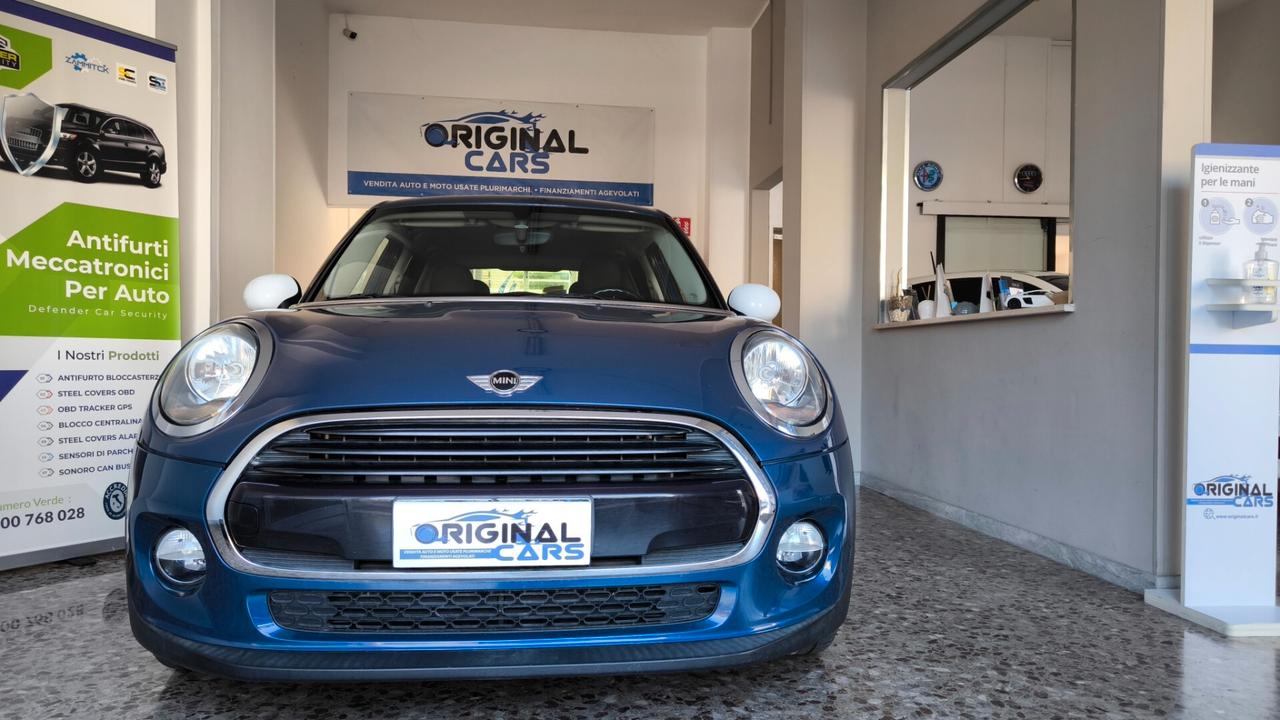 Mini 1.5 Cooper D Business 5 porte