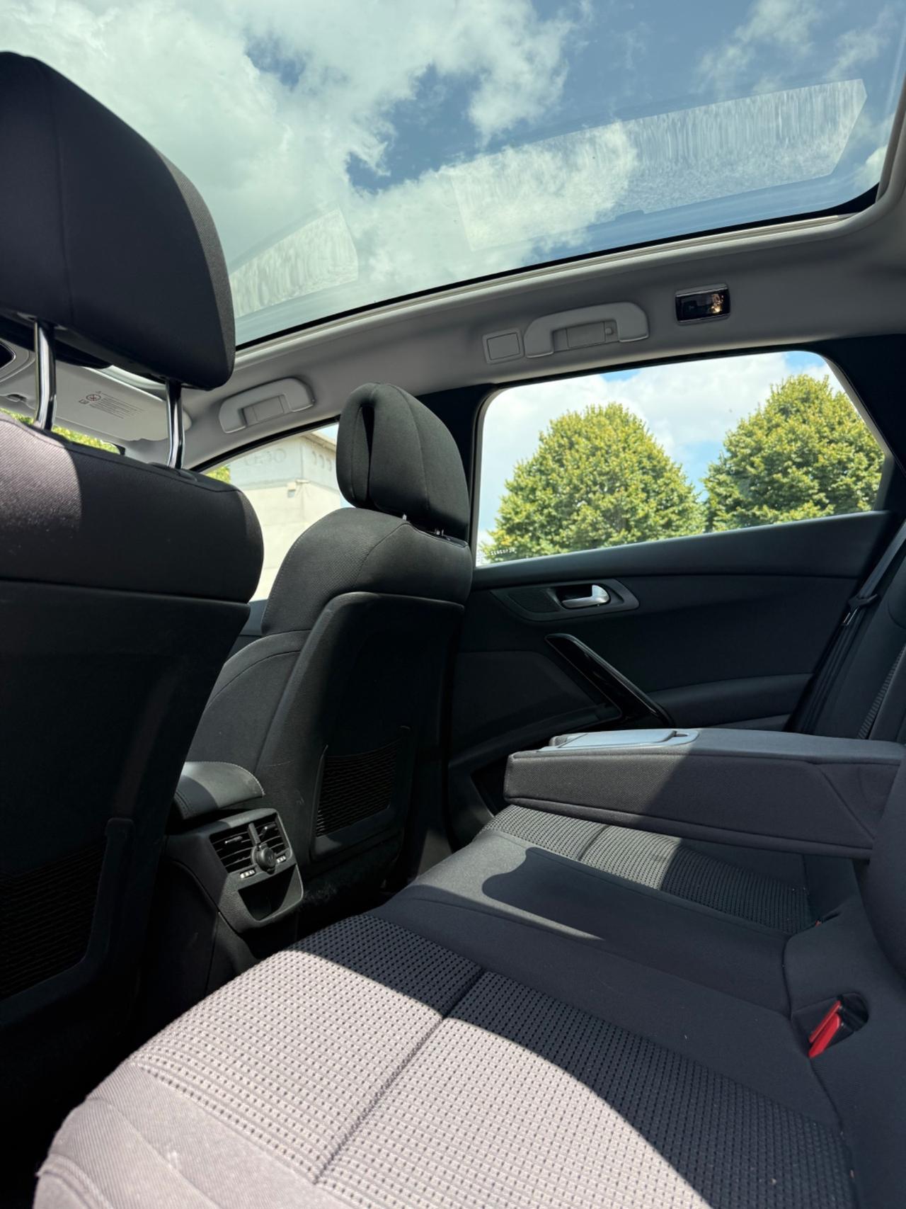 Peugeot 508 2.0 HDi 140CV SW Ciel Allure