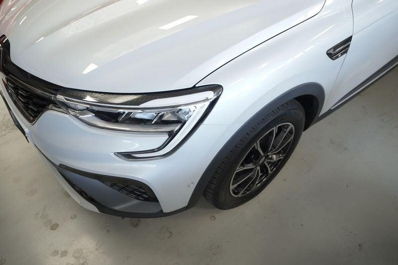Renault Arkana 2021 1.6 E-Tech full hybrid R.S. Line 145cv