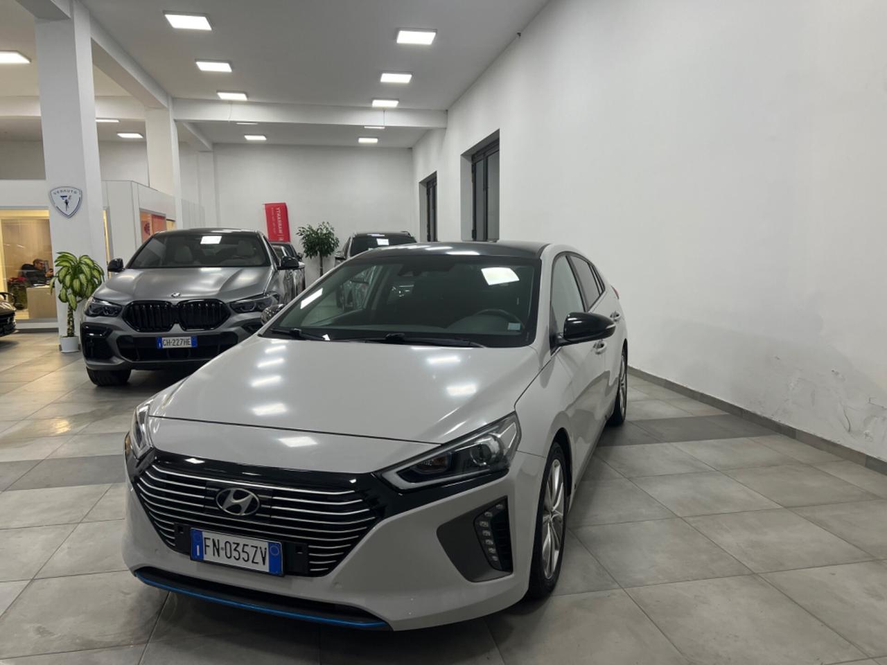 Hyundai Ioniq 1.6 Hybrid DCT Style -anno 2018 - km 130.000