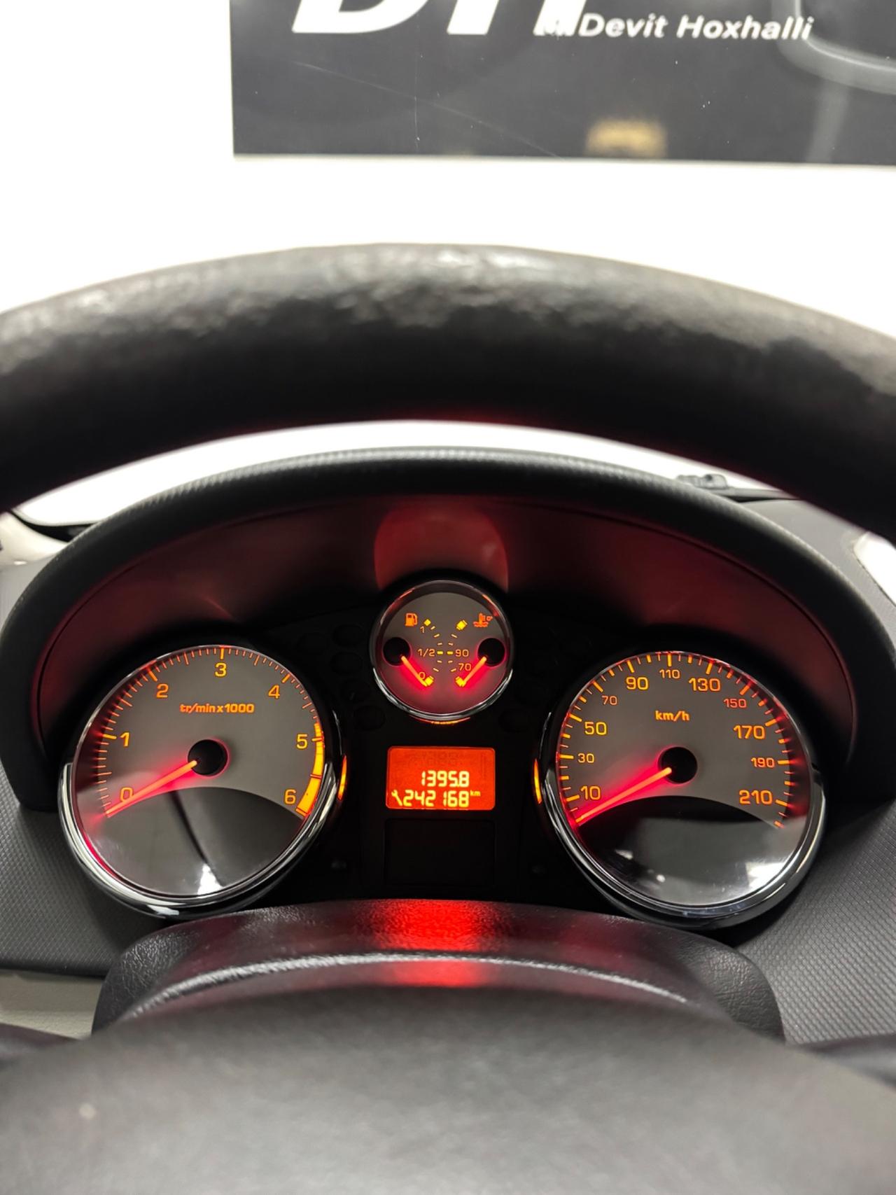 Peugeot 207 1.6 HDi 90CV 5p. XT