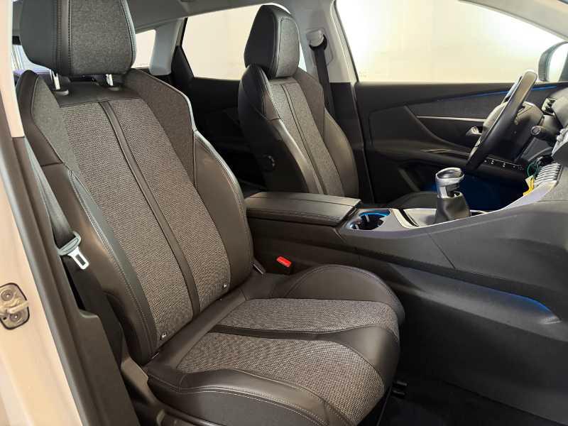 PEUGEOT 3008 II - 3008 1.6 bluehdi Active s&s 120cv