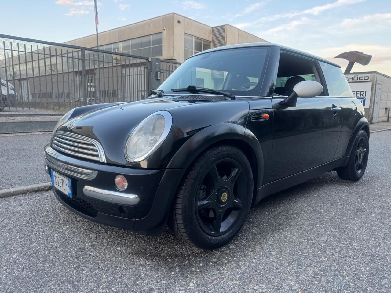 Mini cooper idonea ai neopatentati gomme e frizione nuove