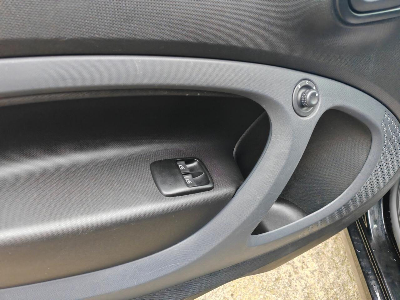 Smart Fortwo 1,0 benzina 10/2018 Cv70 automatica