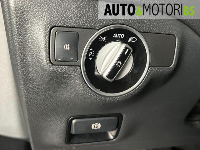 MERCEDES-BENZ CLA 220 d S.W. Automatic AMG LINE *UNICO PROPRIETARIO*