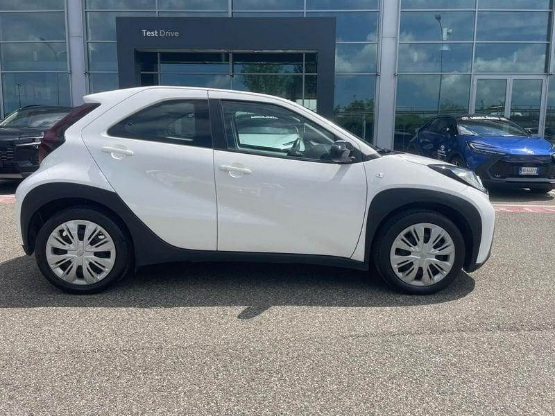 Toyota Aygo X 1.0B (72 CV) Active S-CVT