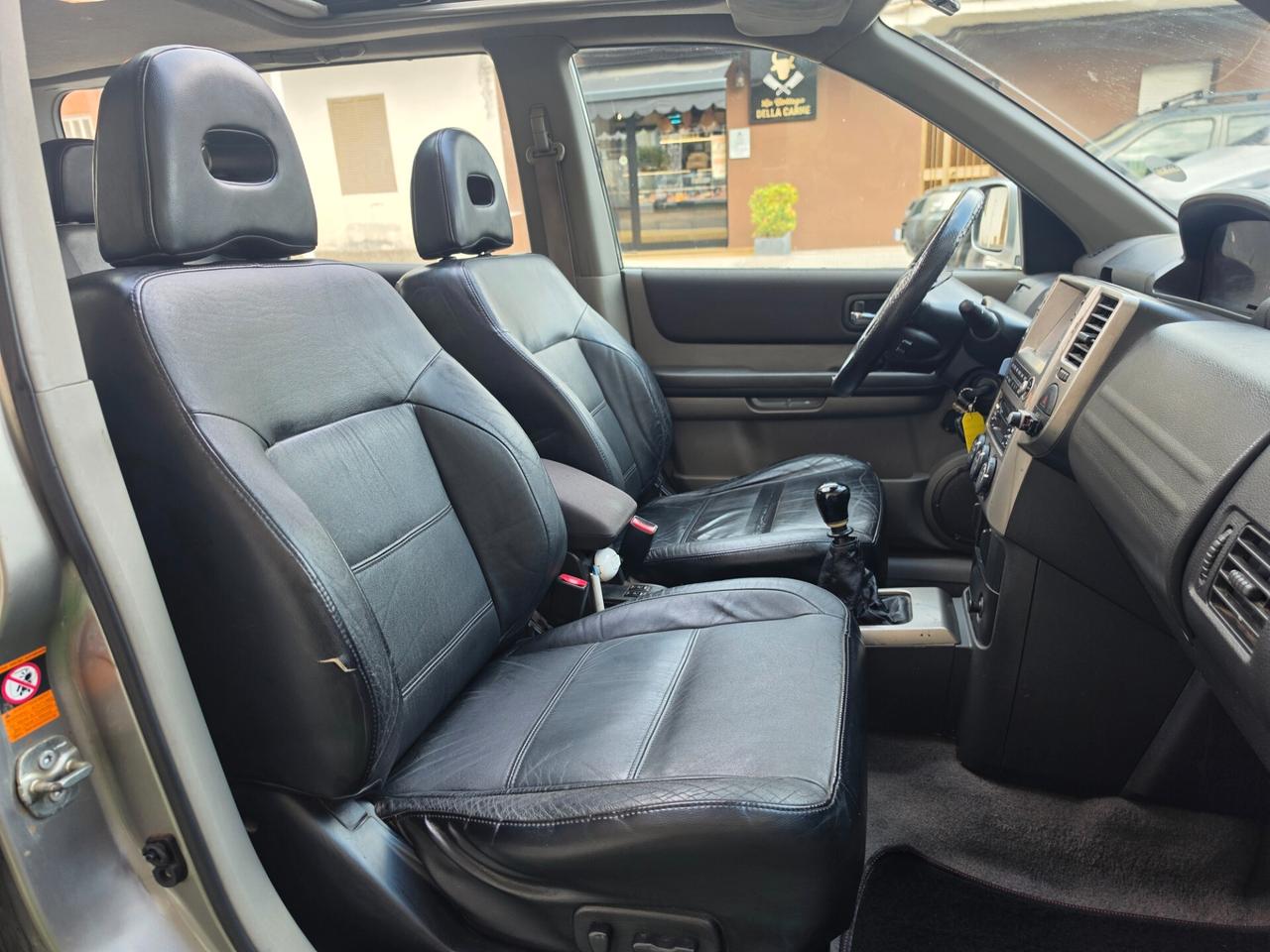 Nissan X-Trail 2.2 dCi Sport