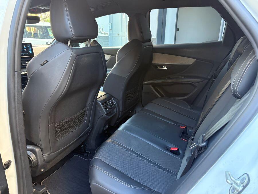 PEUGEOT 3008 1.5 HDI 130 AUTOM GT CERTIFICATA NUOV