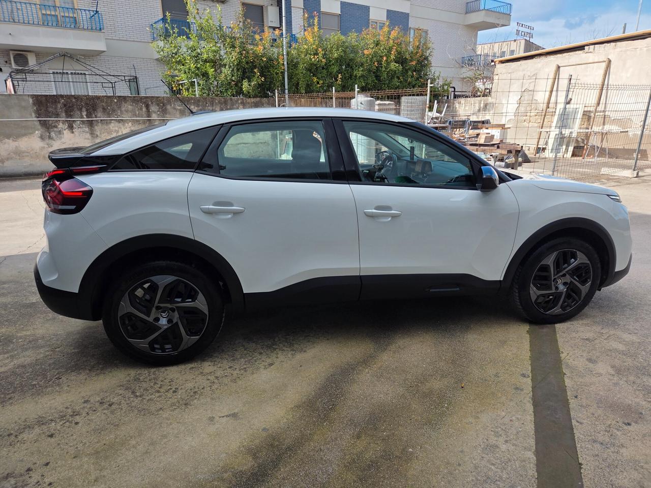 Citroen C4 BlueHDi 130 S&S EAT8 Shine