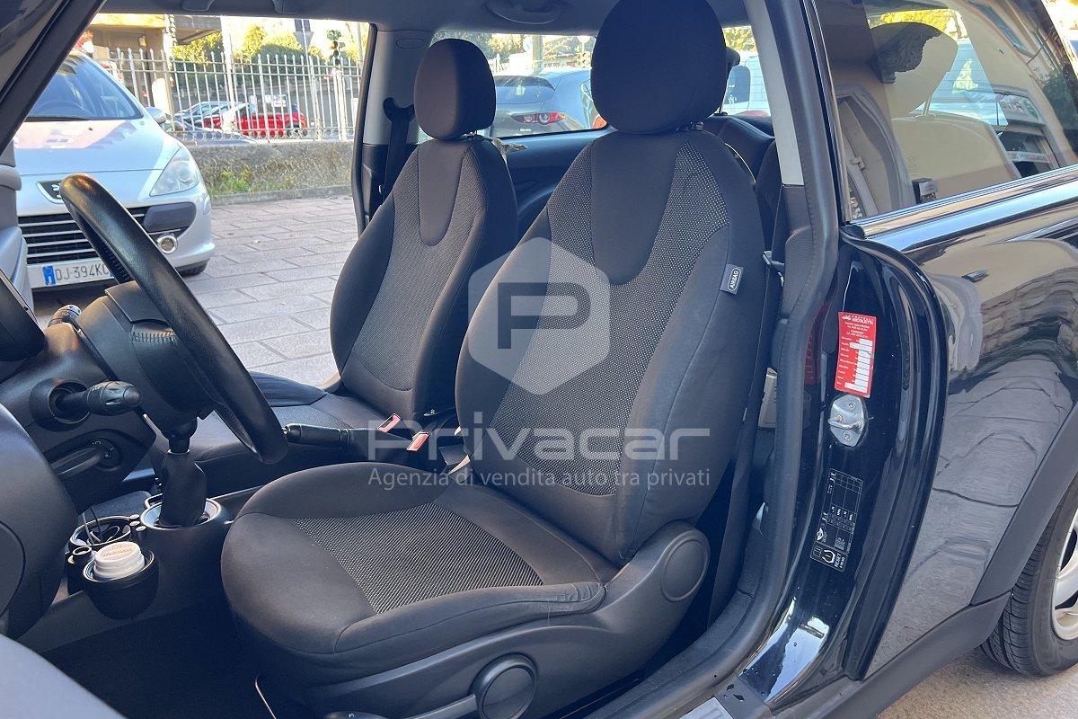 MINI Mini 1.6 16V One (55kW)