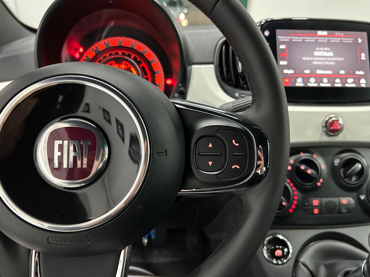 Fiat 500 1.0cc 71cv Hybrid Connect 14.000KM