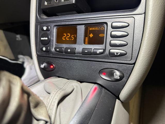 PORSCHE 911 996 Carrera 4 Coupé / TETTO / SEDILI RISCALDATI