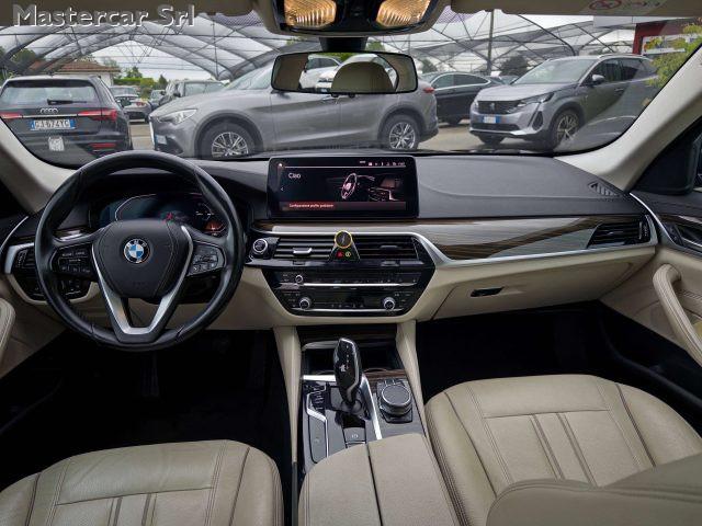 BMW 540 LCI 540d mhev 48V xdrive Luxury auto - GG154PZ