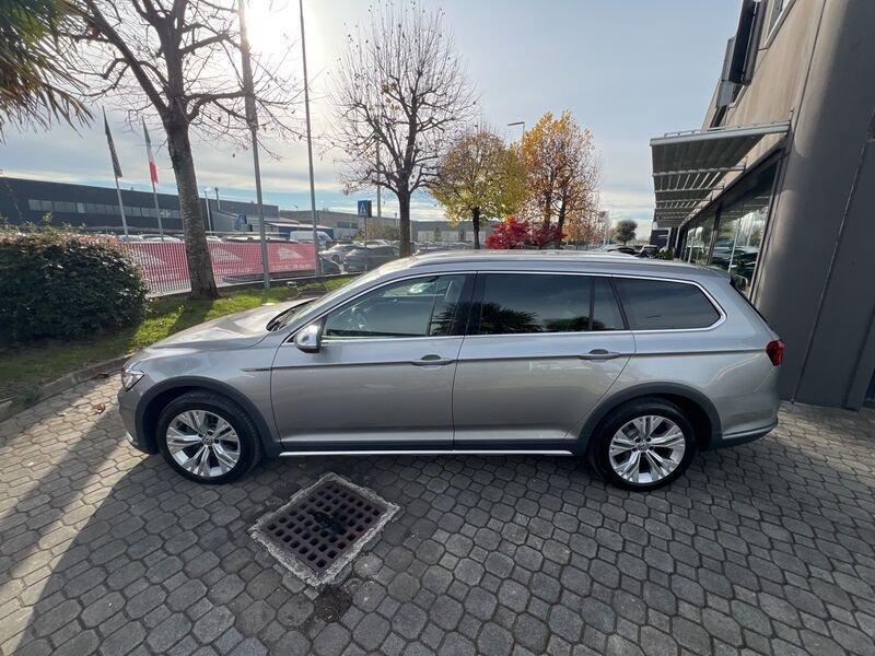 Volkswagen Passat Alltrack 2.0 TDI 190 CV 4motion DSG Executive BMT