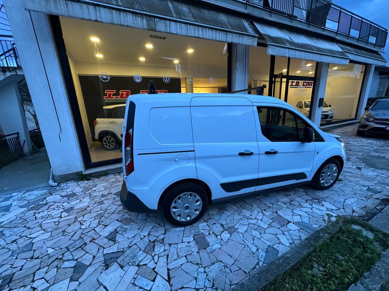 Ford Transit Connect 200 1.6 TDCi 95CV PC Furgone Entry