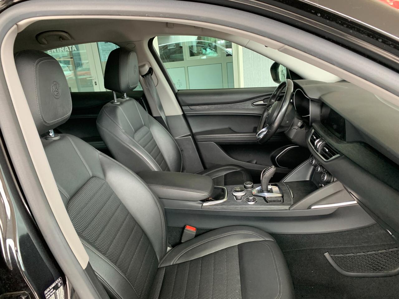 Alfa Romeo Stelvio 2.2 Turbodiesel 190 CV AT8 RWD Executive