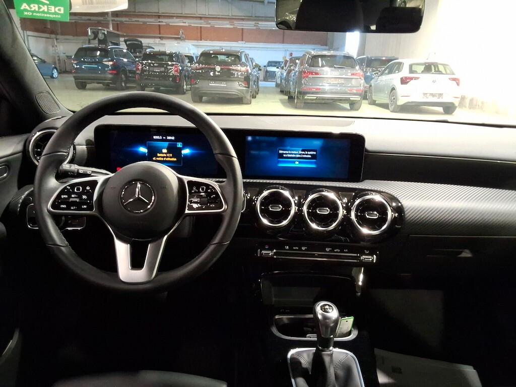 MERCEDES-BENZ A 180D 115CV 6M. BUSINESS SOLUTION ( FARI LED - TETTO PANORAMICO APR. - CRUISE - NAVI PREMIUM - PARK ASSIST )