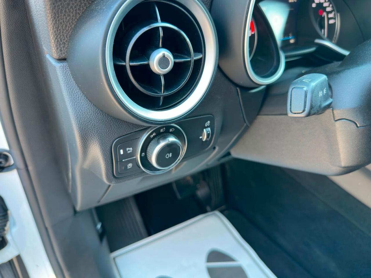 Alfa Romeo Stelvio 2.2 TD 160CV Business AT8 RWD