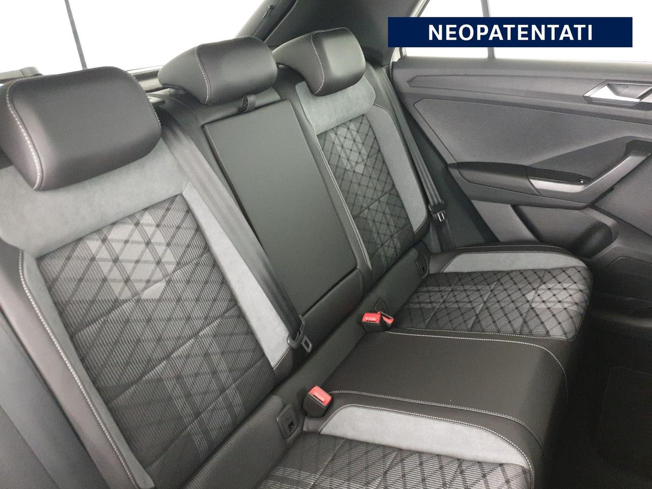 Volkswagen T-Roc 1.0 tsi r-line plus 115cv