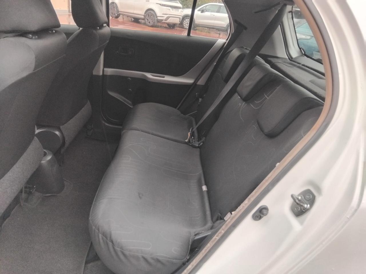 TOYOTA YARIS 1.0 SOL CON BLOK SWAFT INSERITO