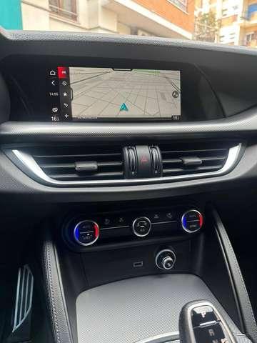 Alfa Romeo Stelvio 2.2d 160cv Sprint Navi+Palette al Vol.+Camera