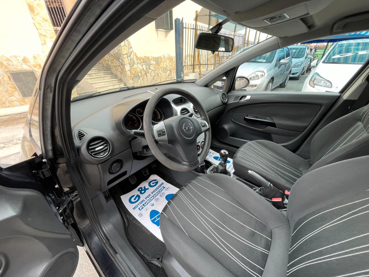 Opel Corsa 1.2 5 porte Enjoy