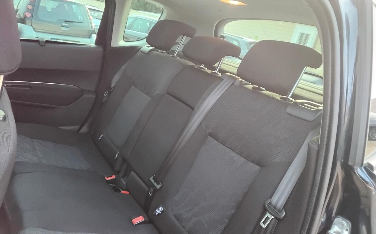 Peugeot 3008 1.6 HDi 112CV cambio robotizzato Premium