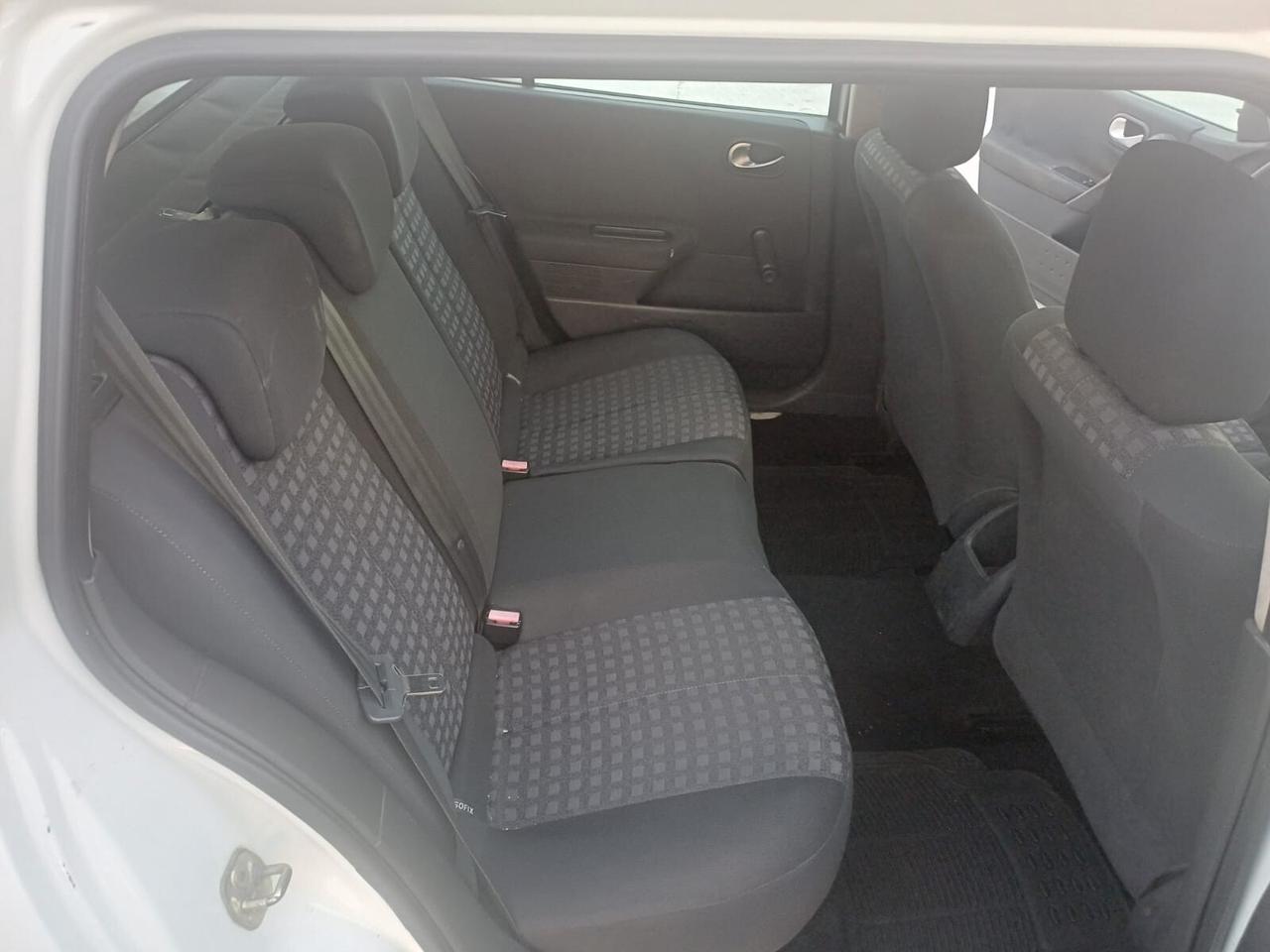 Renault Megane Mégane 1.5 dCi/105CV Grandtour Dynamique