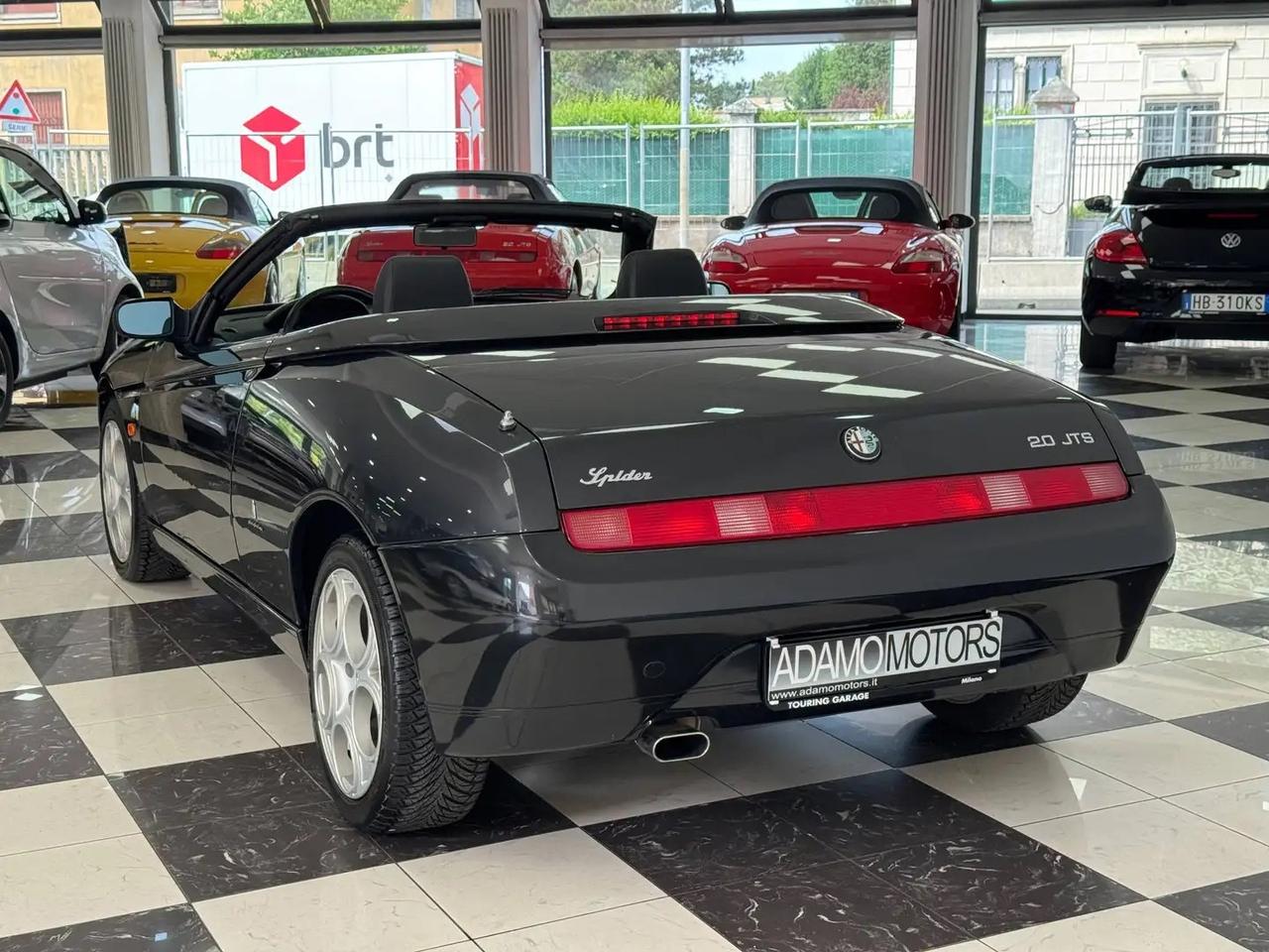 Alfa Romeo Spider 2.0 jet 16v service book