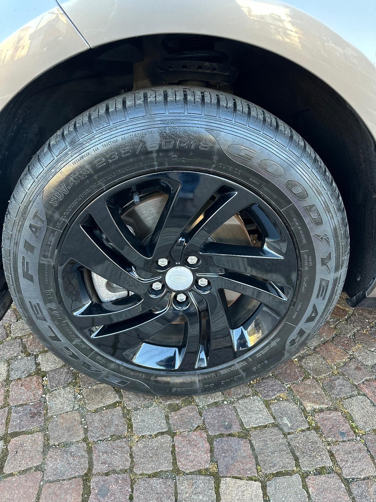 Land Rover Range Evoque 2.0D I4 204 CV AWD Auto R-Dynamic HSE