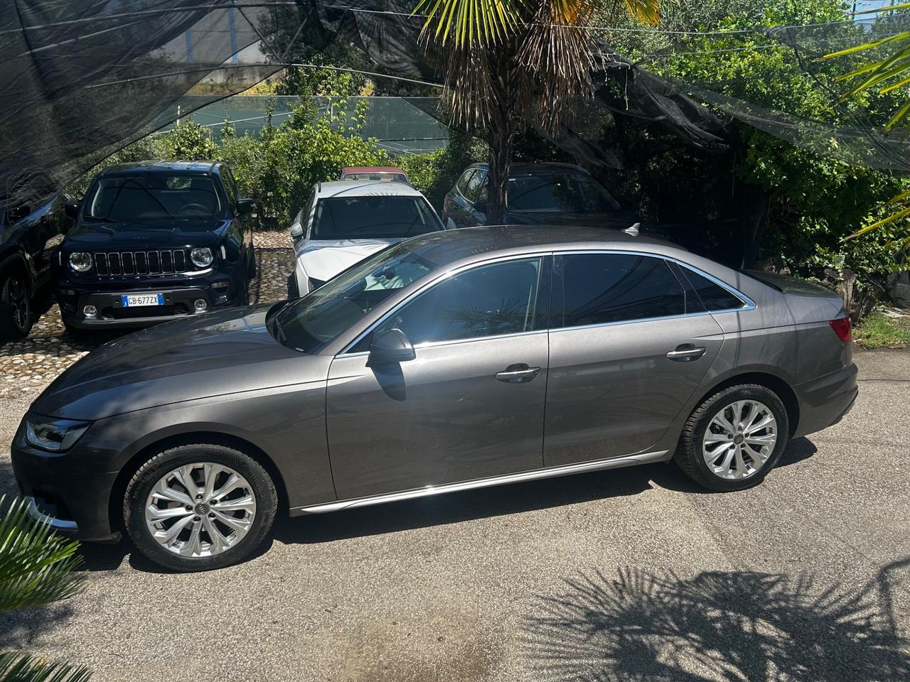 Audi a4 Berlina 30 TDI 136cv s tronic