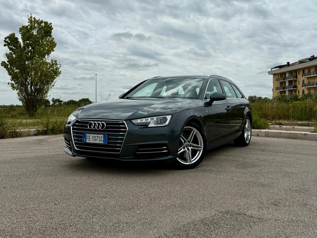 Audi A4 2.0 35 TDI 150 CV S-Line S-Tronic