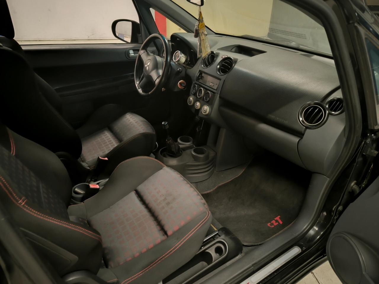 Mitsubishi Colt 1.5 16V turbo 3p. CZT